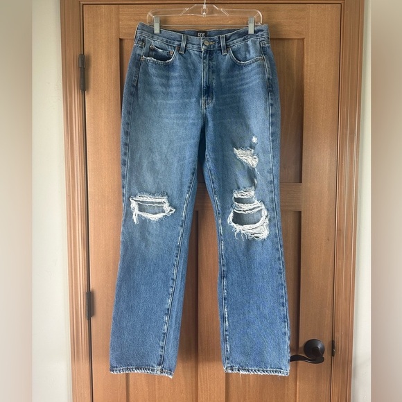 Urban Outfitters BDG Bootcut Distressed High Rise Jeans Women’s size 30​​ - Picture 2 of 16